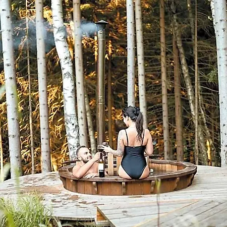 Lesna Kapiel Resort *