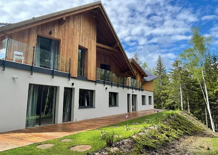 Lesna Kapiel منتجع